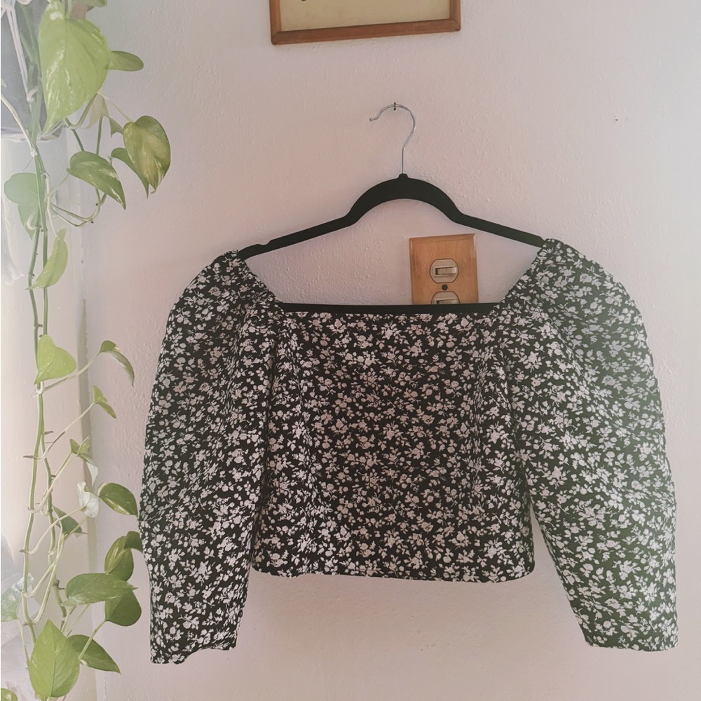 Levi’s Women’s The Statement Blouse 3/4 Puff Sleeves sz. M